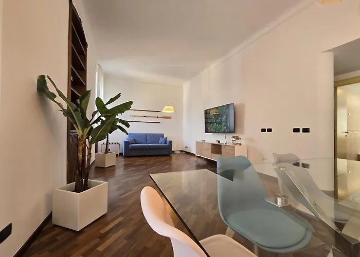 Cicco's House - Homy 5 Terre Apartment La Spezia